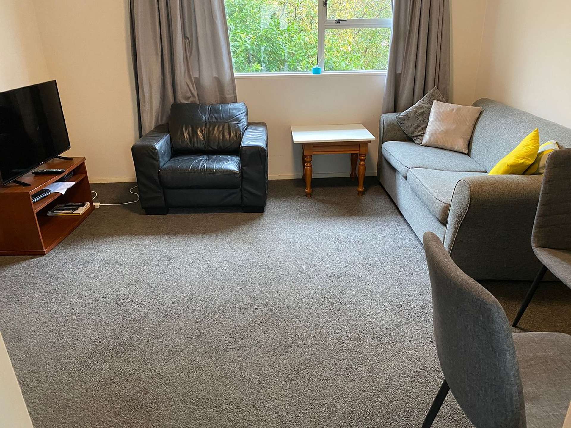 54 Lincoln Avenue Tawa Wellington City Houses for Rent One Roof