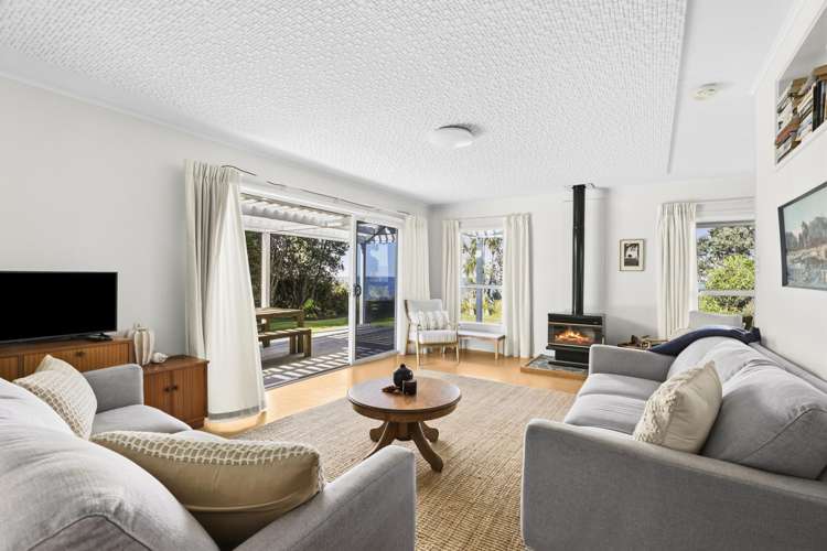70 Bishop Road Parapara Golden Bay_4