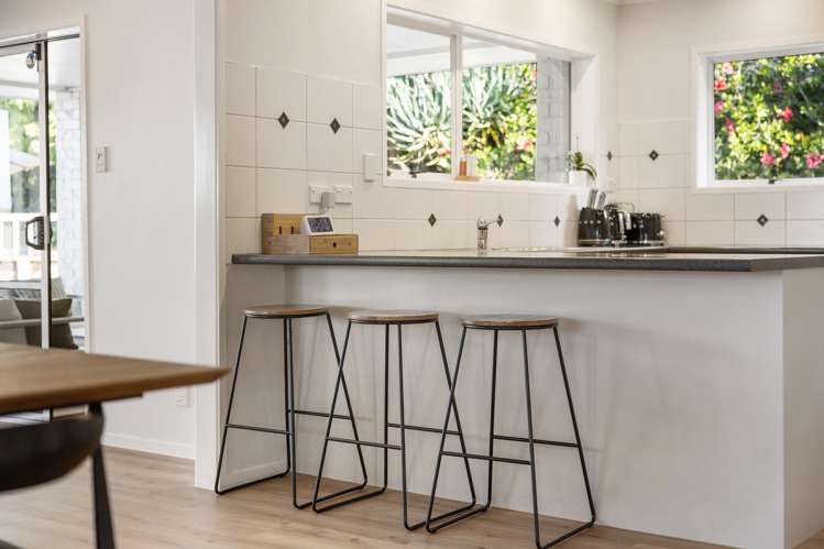 14 Hamish Place Sunnyhills_12