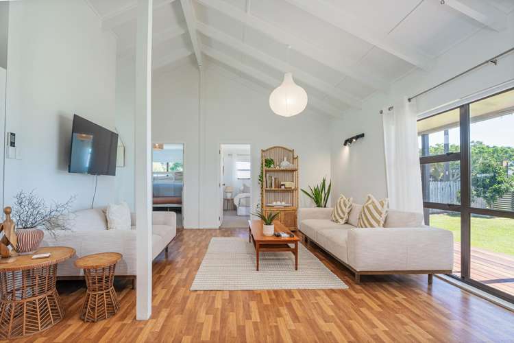 32 Captain Cook Road Cooks Beach_7