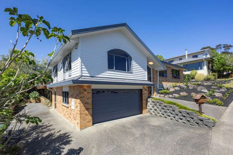 3 Frenz Drive Titirangi_16
