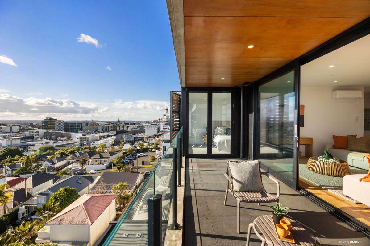 405/1 Turakina Street_4