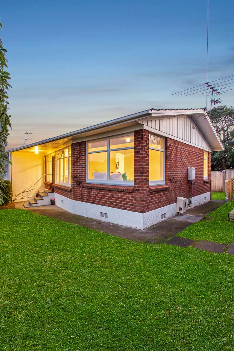 2/30 Hardington Street Onehunga_13