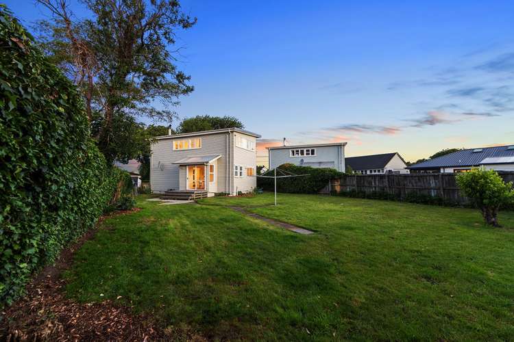 5 Belfield Street Dallington_13