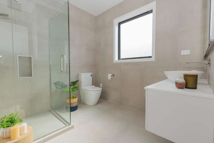 24 Prestbury Grove Churton Park_18