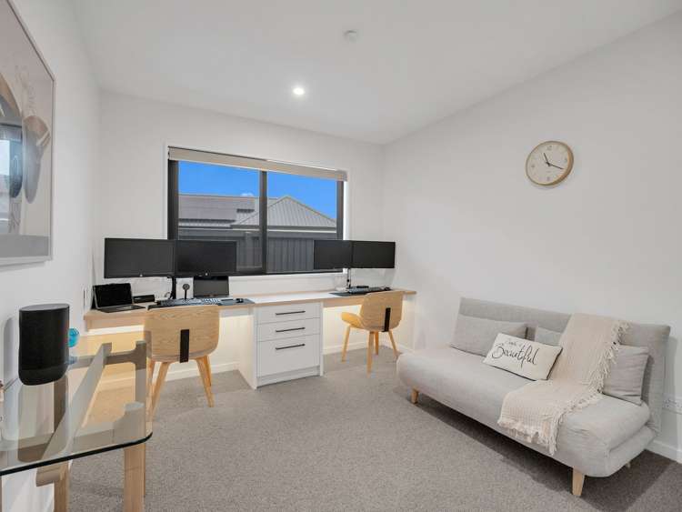 19 Guinevere Drive Lincoln_23