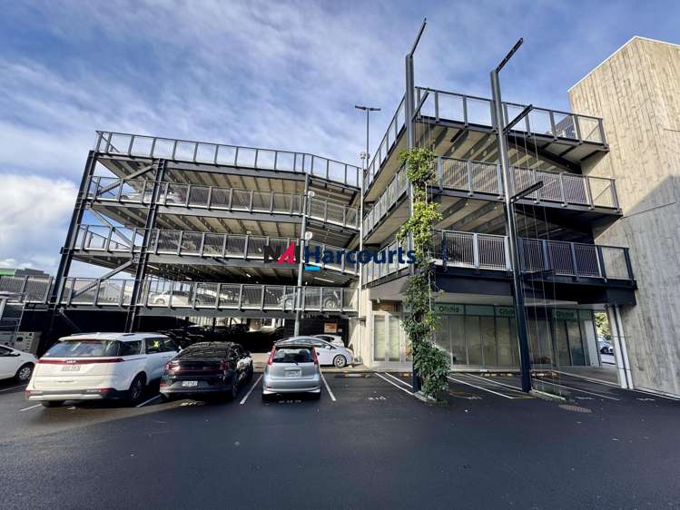 1/2 Fred Thomas Drive Takapuna_19