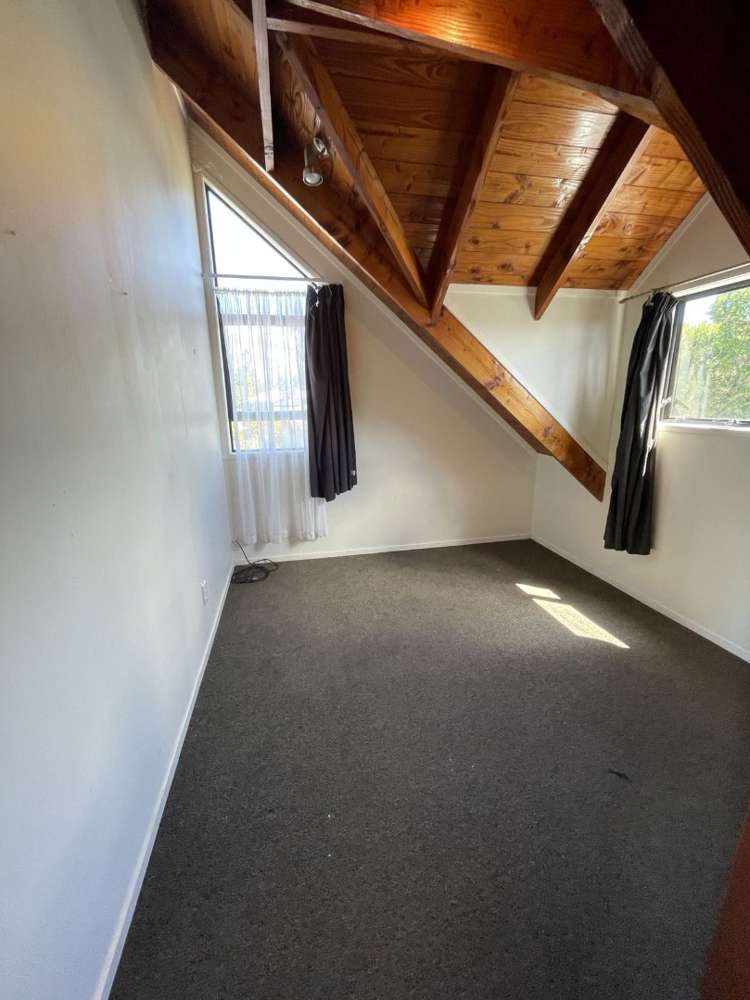 11 Pipitea Place Massey_11