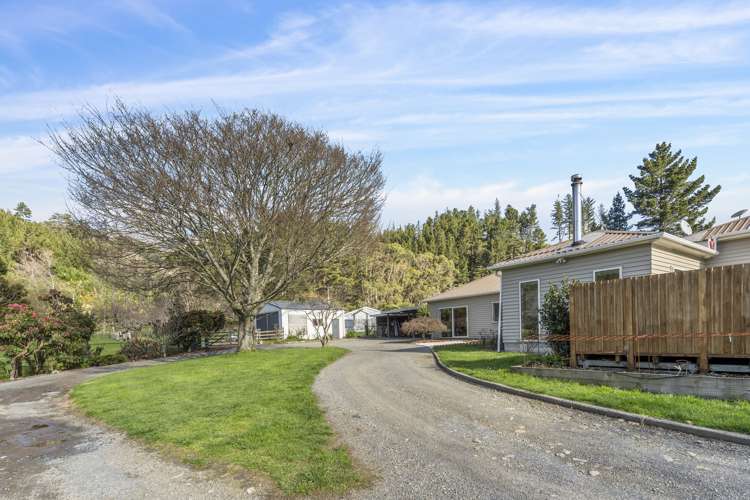 70 Colletts Road Mangaroa_32