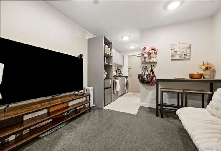 614/135 Hobson Street Auckland Central_7