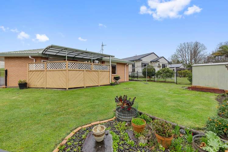 57 Shaw Ave Paeroa_18