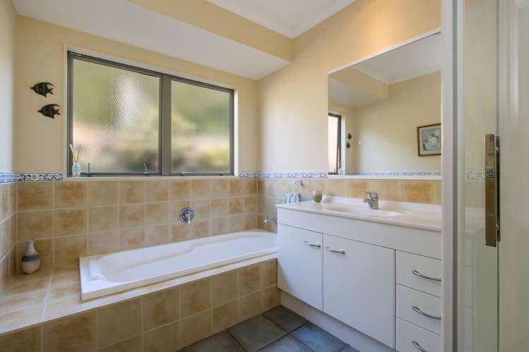 181e Omokoroa Road Omokoroa_21