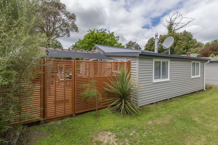 10 High Street Sefton_21