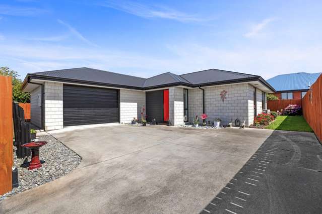 Red Door. Right Home.