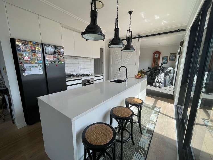 8 Bellamont Street Kumeu_4