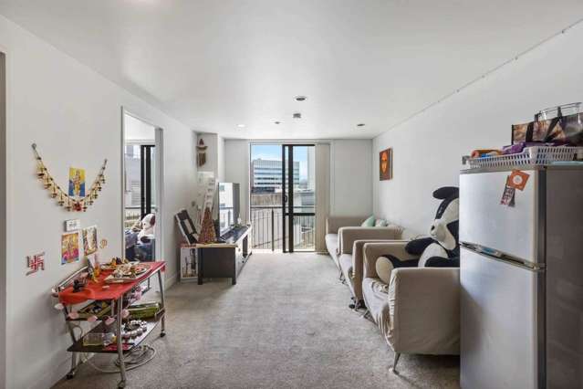 811/76 Wakefield Street City Centre_1