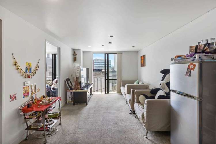 811/76 Wakefield Street City Centre_1