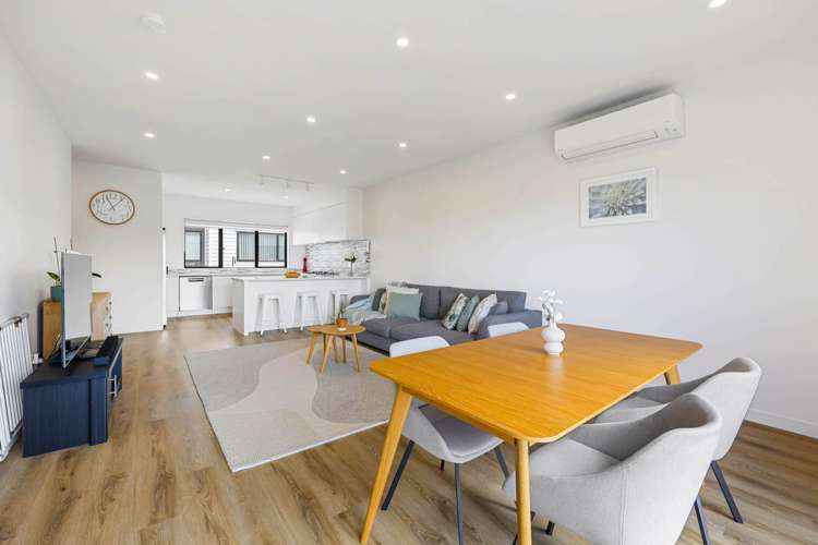 17e Hogans Road Glenfield_12