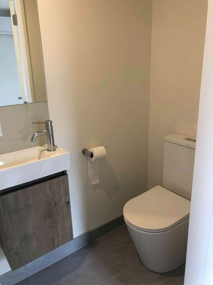 2/478 West Coast Road Glen Eden_4