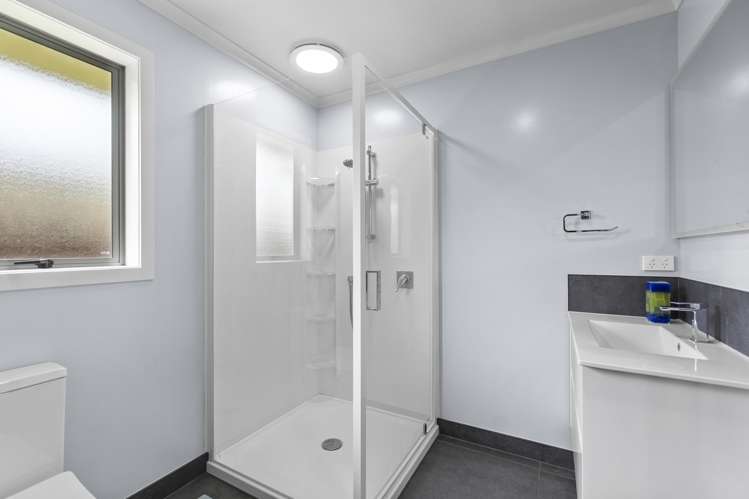 17 Farleigh Close Huntington_13