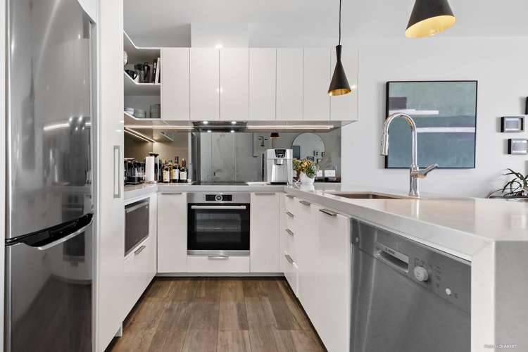 405/27 Enfield Street Mount Eden_5