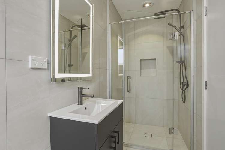 43 Bradshaw Street South Dunedin_33