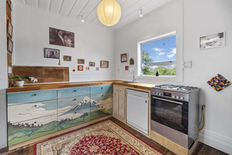 96 Bridge Street Eltham_14