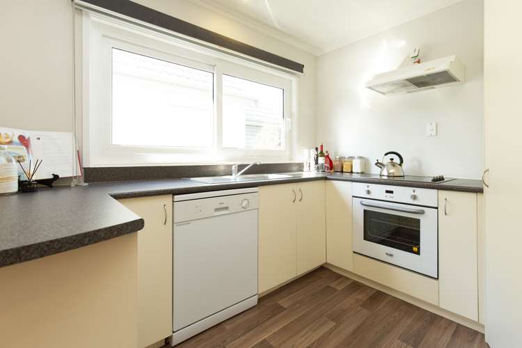 1/672 Whangaparaoa Road Stanmore Bay_1