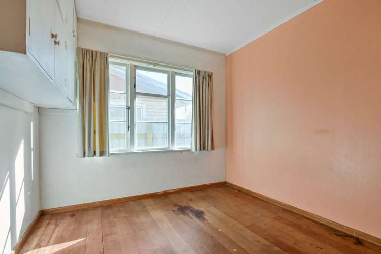 8 Hakiwai Road Fernhill_10