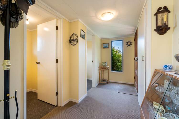 190 Blueskin Road Careys Bay_21