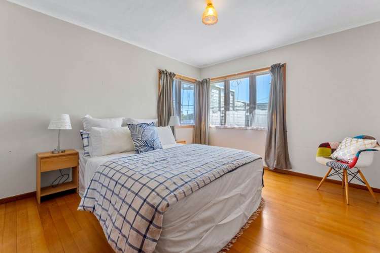 4 Duncan Avenue Te Atatu South_21