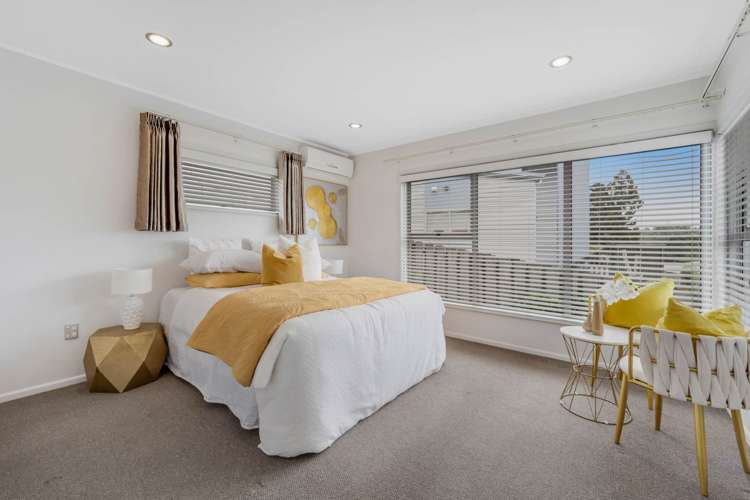 10 Saffron Street Birkdale_15