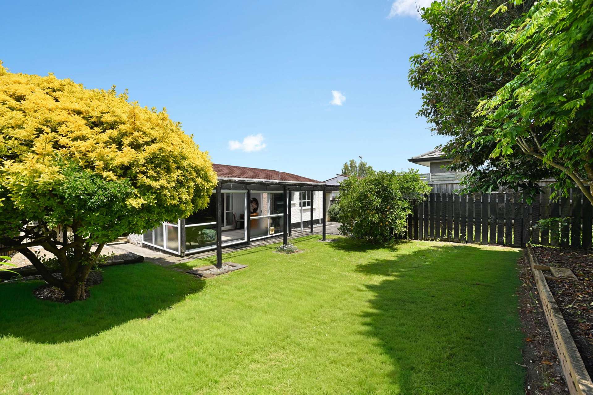 13B Mountbatten Place Dinsdale_0