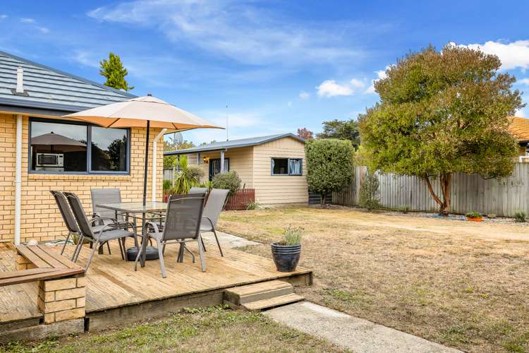 2 Swindon Lane Amberley_10