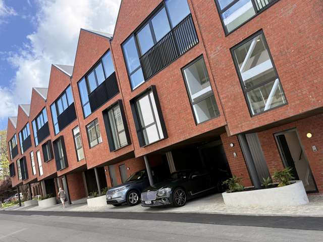 6/3 Madeira Lane Grafton_2