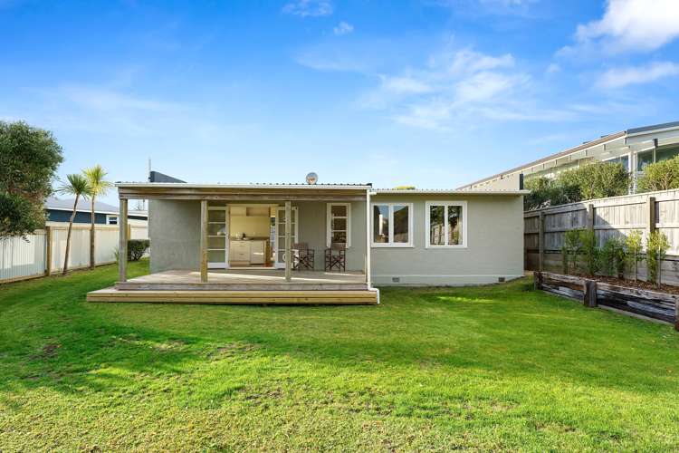 55 Ngapaki Street Waikanae Beach_19