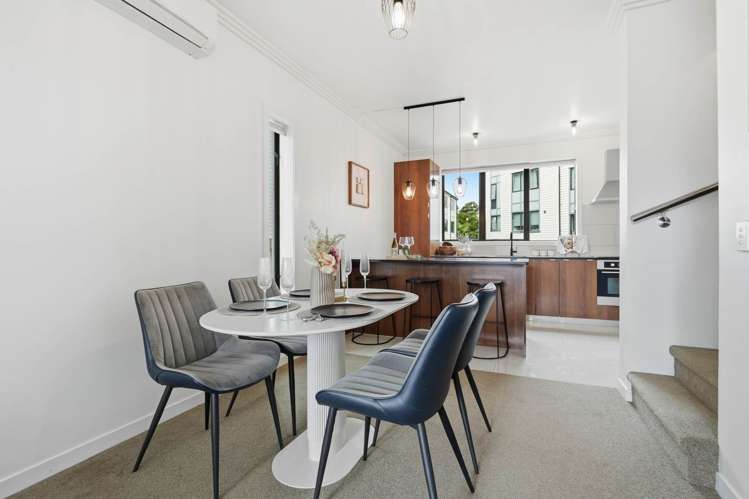 313 Murphys Road Flat Bush_3
