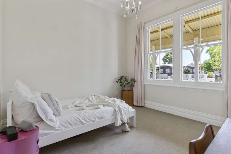 15 Mars Avenue Sandringham_17