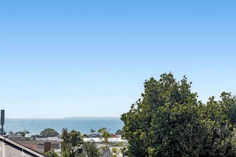 2/10 Sylvan Park Avenue Milford_20