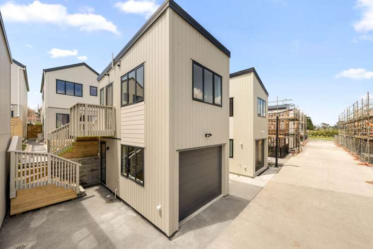 16 Toetoe Street Westgate_4