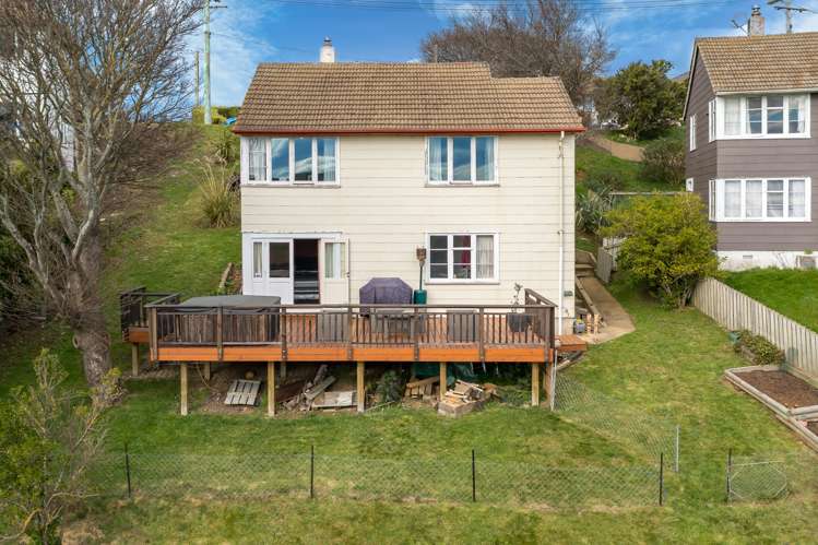 42 Columba Avenue Calton Hill_31