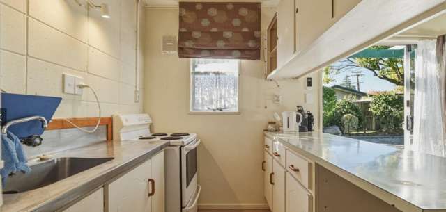 1/12 McKee Avenue 1064_1