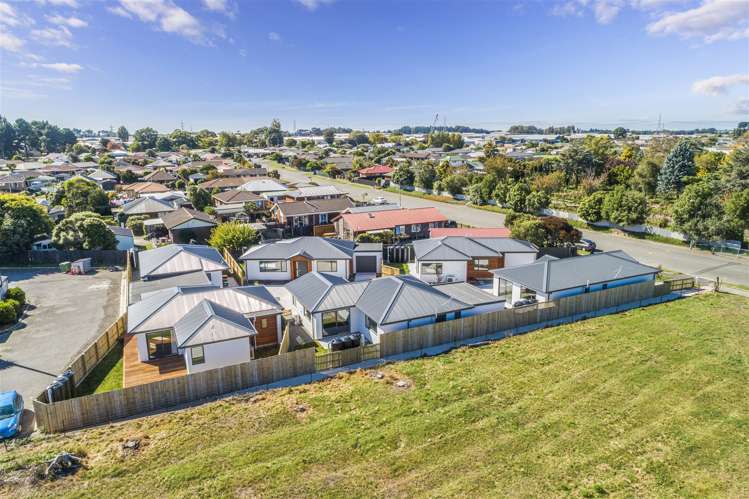 4/9 Raupo Street Bromley_16