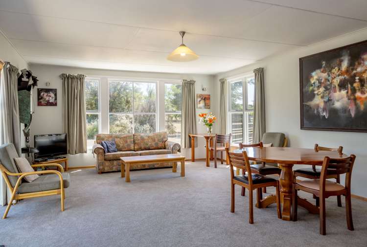 17 Tararua Drive Upper Plain_10