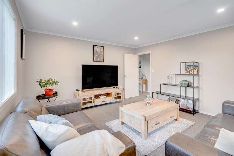 13 Kimbolton Street Rototuna North_8