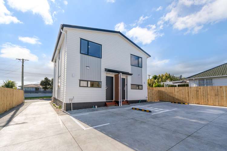 6/3 Royal View Road Te Atatu South_15