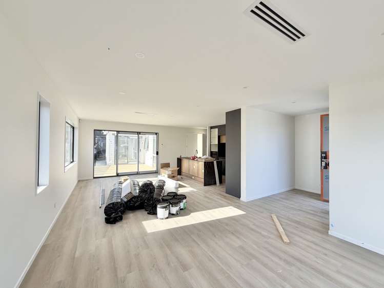 25 Tukutata Crescent Milldale_4