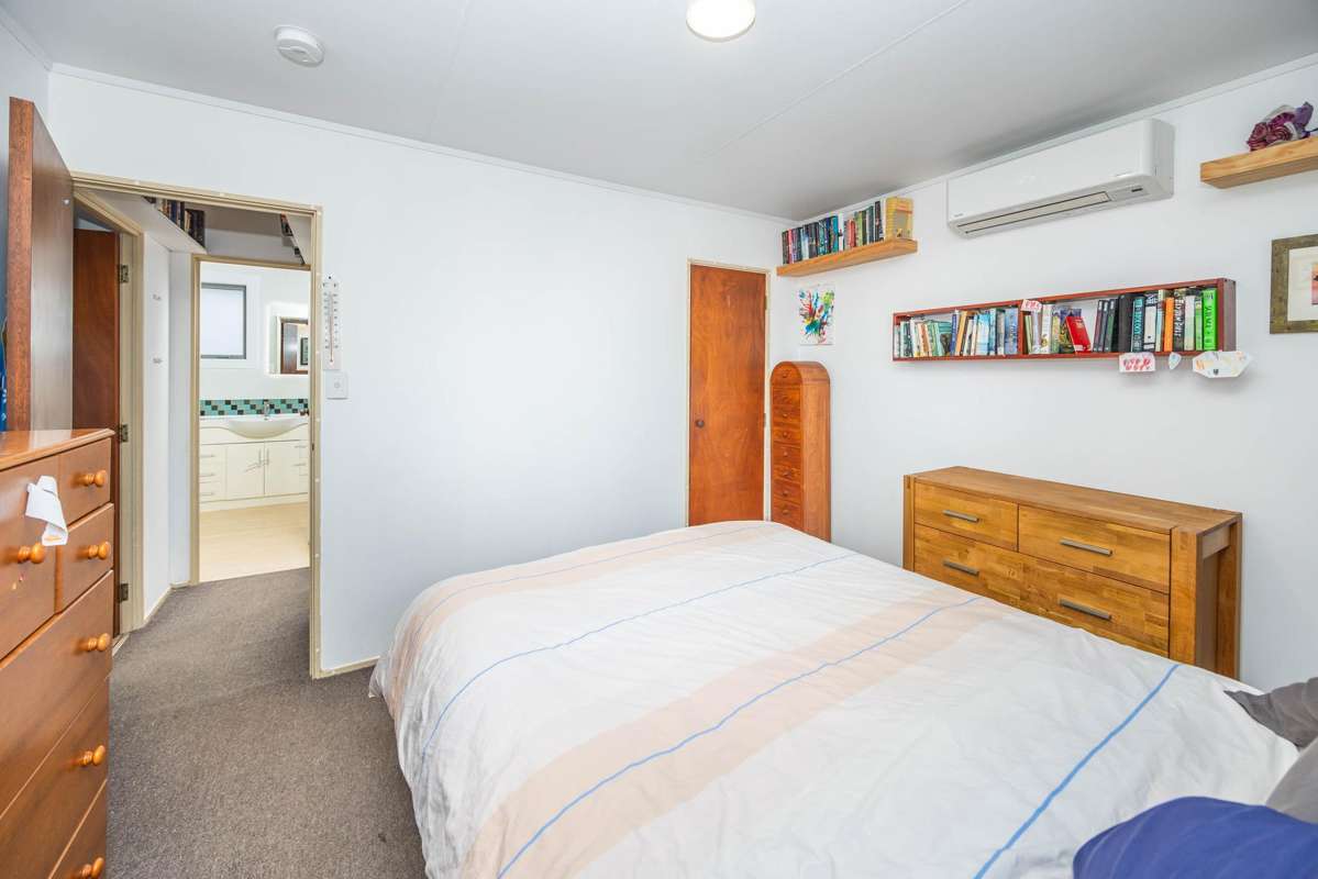 12B Vernall Street_4