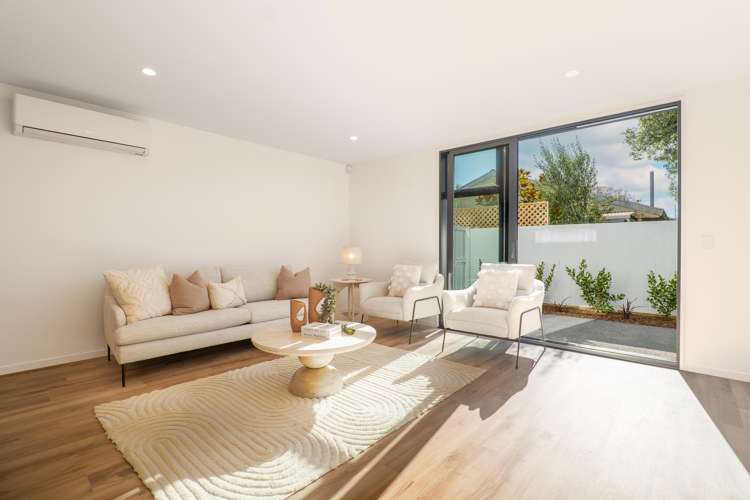 4/9a Winton Street Saint Albans_3