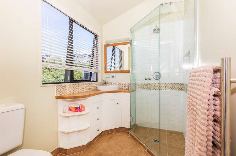 20 Signallers Grove Strathmore Park_14